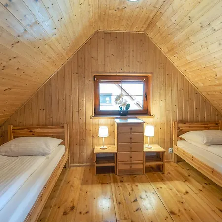 Bursztynowy Zakatek Grzybowo (West Pomeranian)